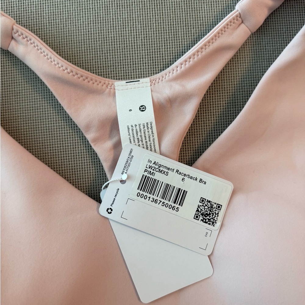 NWT Lululemon In Alignment Racerback Pink Sports Bra - Picture 3 of 4